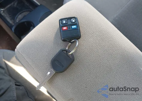 2004 Ford Taurus Ses from USA, damaged, VIN 1FAFP55244A201077